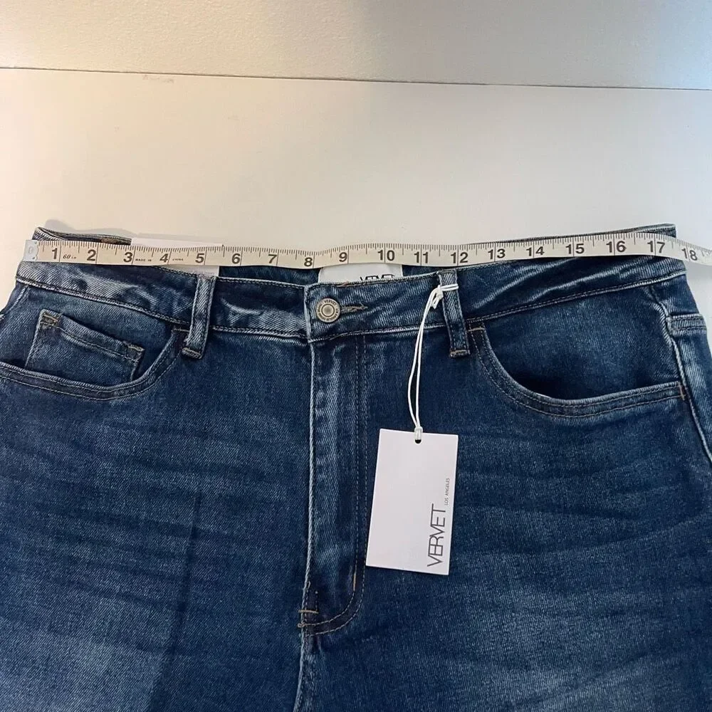 Vervet Erika Stretch Mom Jeans Size 32‎ NWT